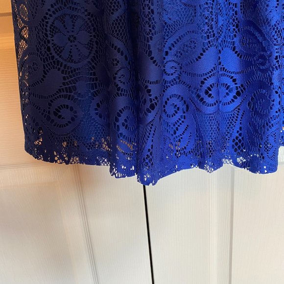 London Times Blue Lace Dress - Size 4P - Picture 12 of 16